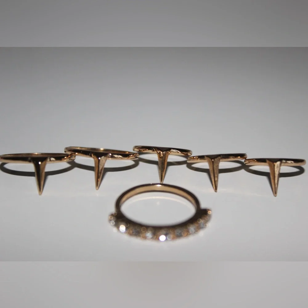 Forever21- Bundle of Gold Rings - Picture 2 of 5
